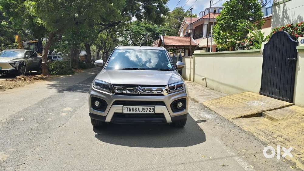 Maruti Suzuki Brezza 1.5 Zxi Smart Hybrid, 2022, Petrol