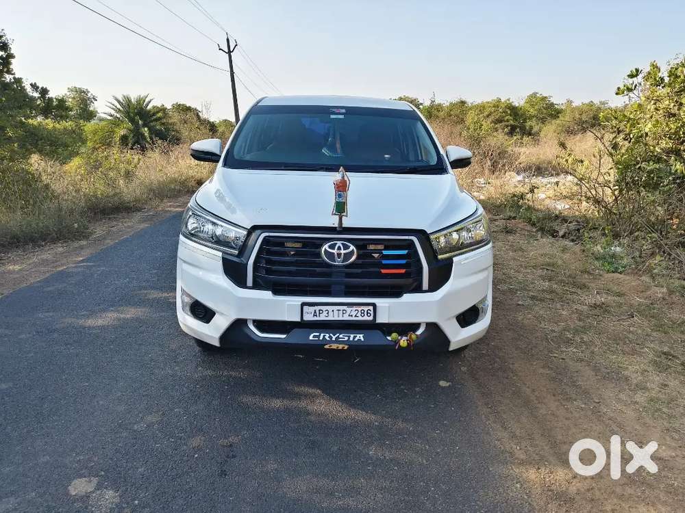 Toyota Innova Crysta 2018 Diesel 210000 Km Driven