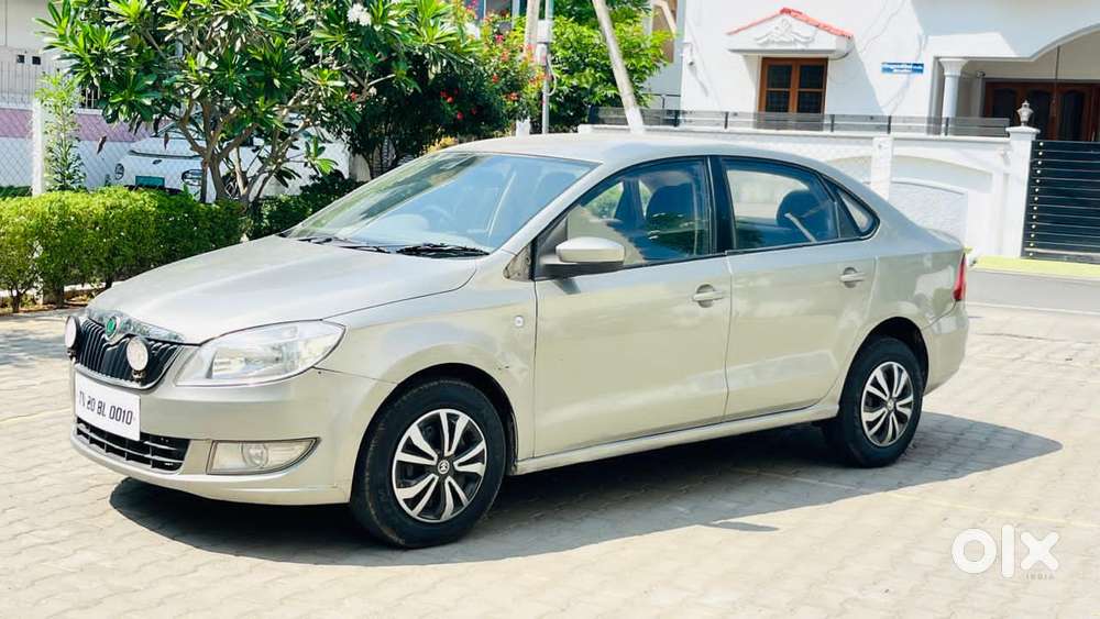 Skoda Rapid 1.6 Mpi Ambition, 2012, Diesel