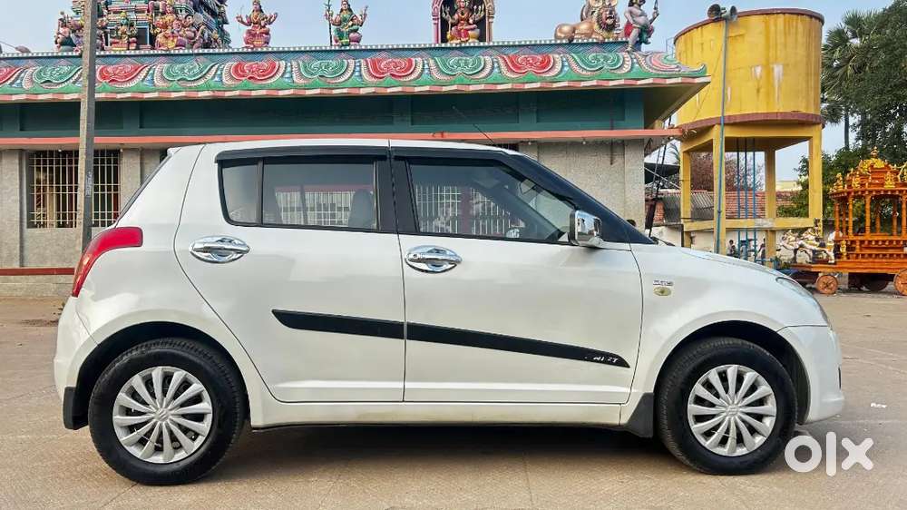 Maruti Suzuki Swift 2010 Diesel 85000 Km Driven