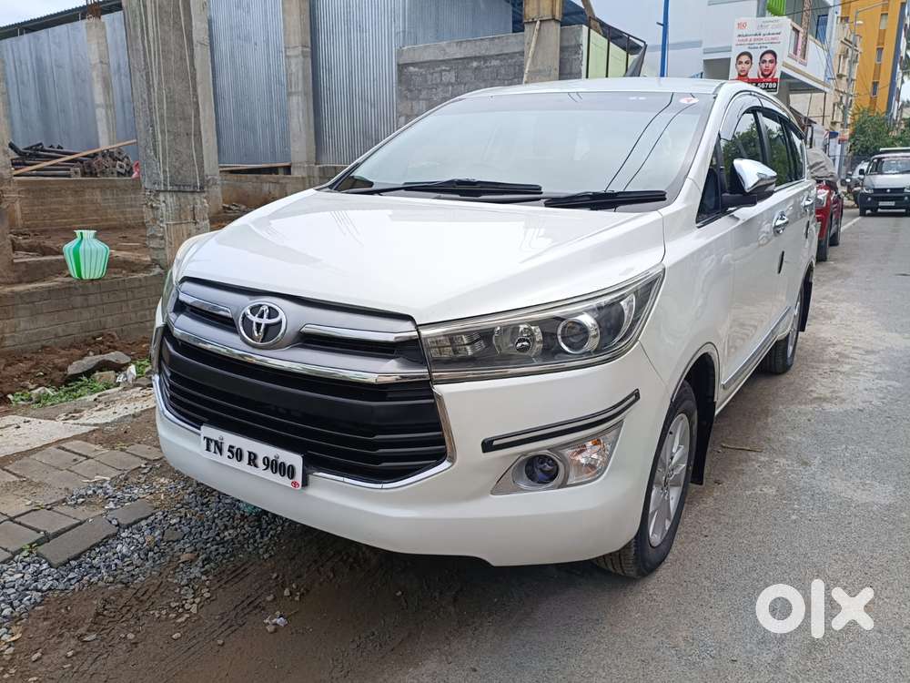 Toyota Innova Crysta 2.4 V, 2016, Diesel