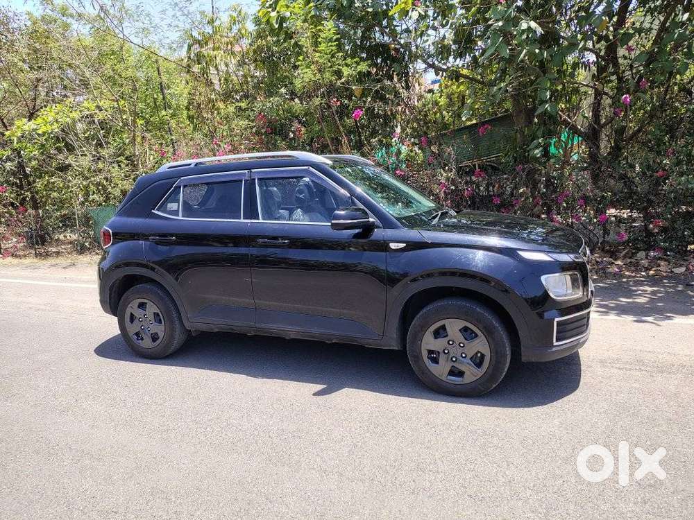 Hyundai Venue 1.2 S Plus, 2025, Petrol