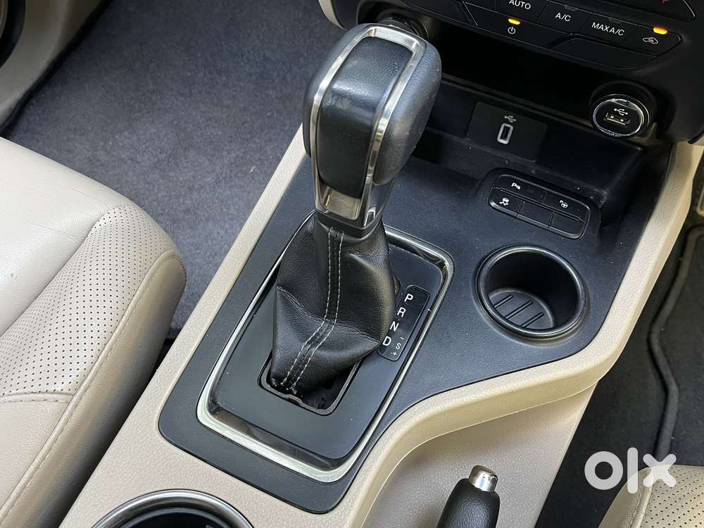 Ford Endeavour 2.2 Titanium At 4x2, 2019, Diesel