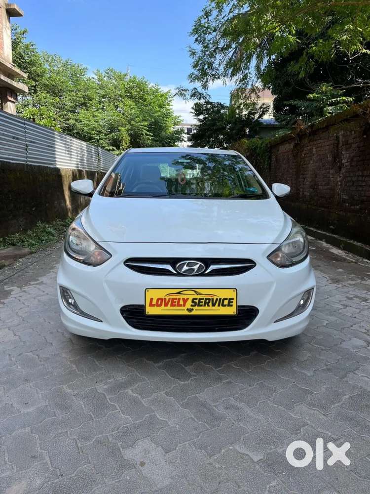 Hyundai Verna Vtvt 1.6 Sx, 2012, Petrol