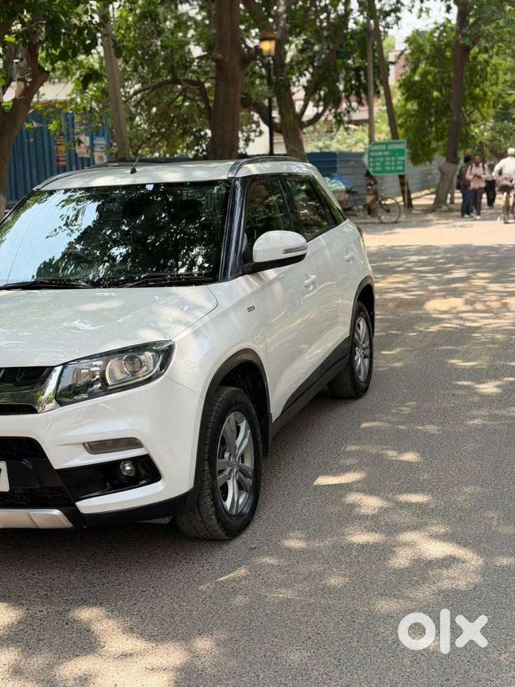 Maruti Suzuki Brezza Zdi+ Dual Tone, 2017, Diesel