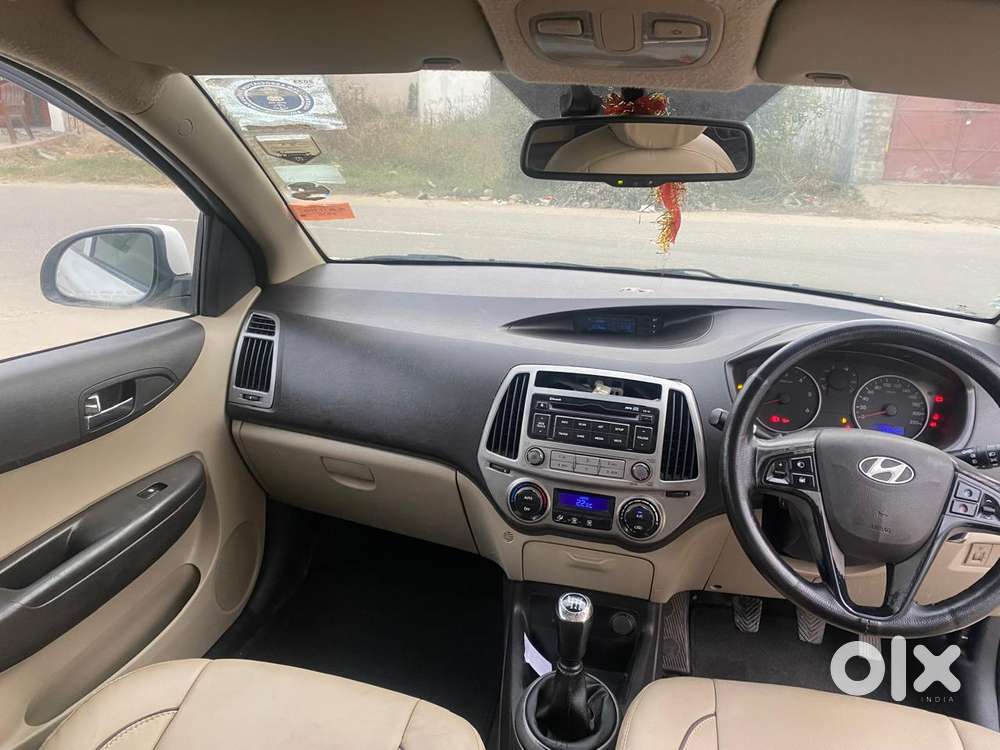 Hyundai I20 2015-2017 Sportz Option 1.4 Crdi, 2014, Diesel