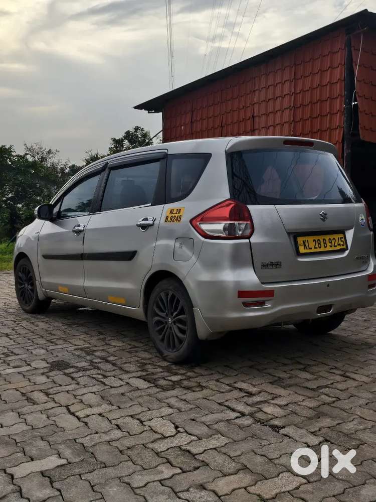 Maruti Ertiga 2015 Petrol Manual, Cng
