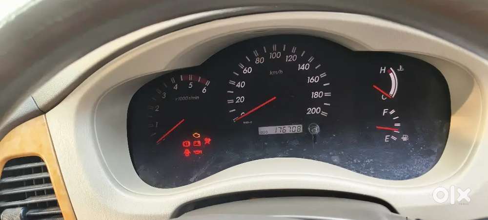 Toyota Innova 2010