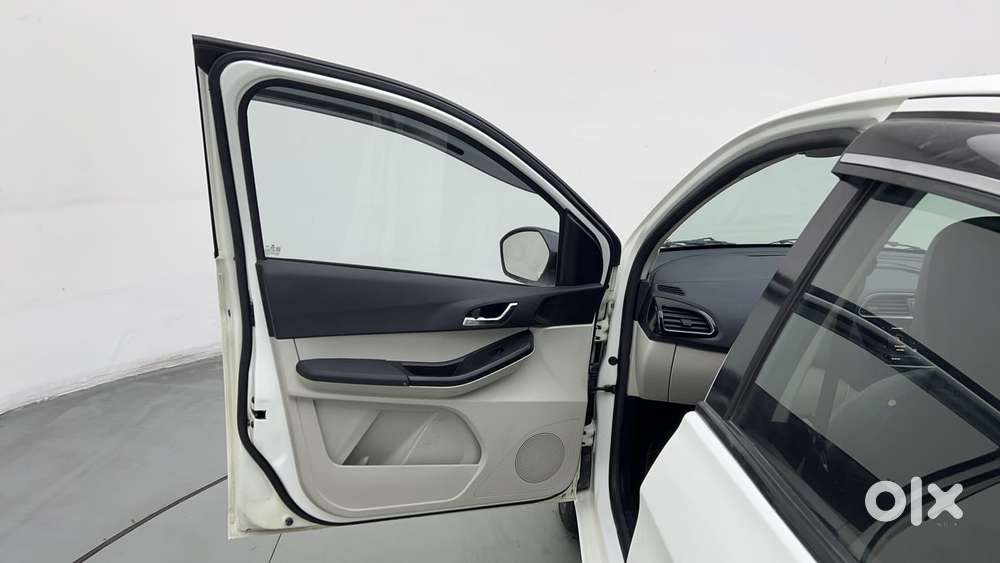 Tata Tiago Xza Plus, 2023, Petrol