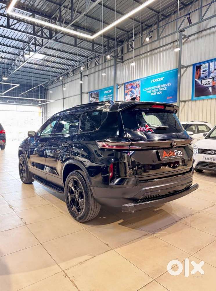Tata Safari Accomplished X Plus 7 Str Dark Edition At, 2024, Diesel