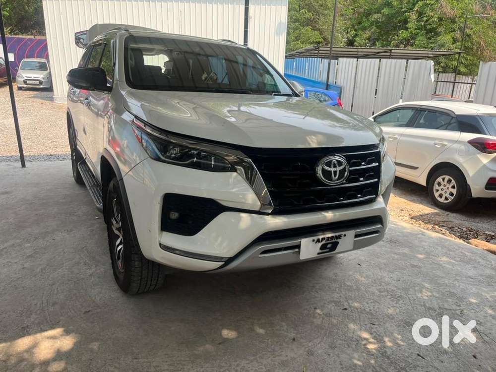 Toyota Fortuner 2022 Diesel Well Maintained