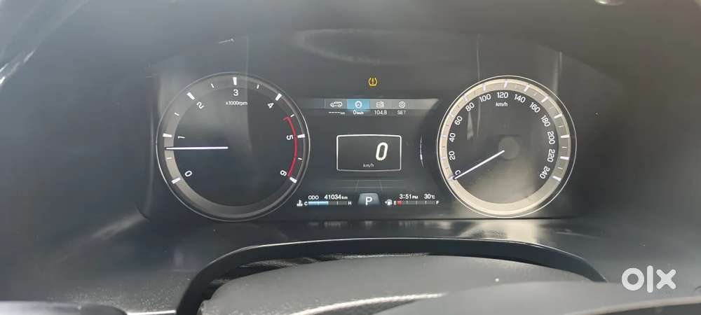 Mahindra Alturas G4 4wd At, 2019, Diesel
