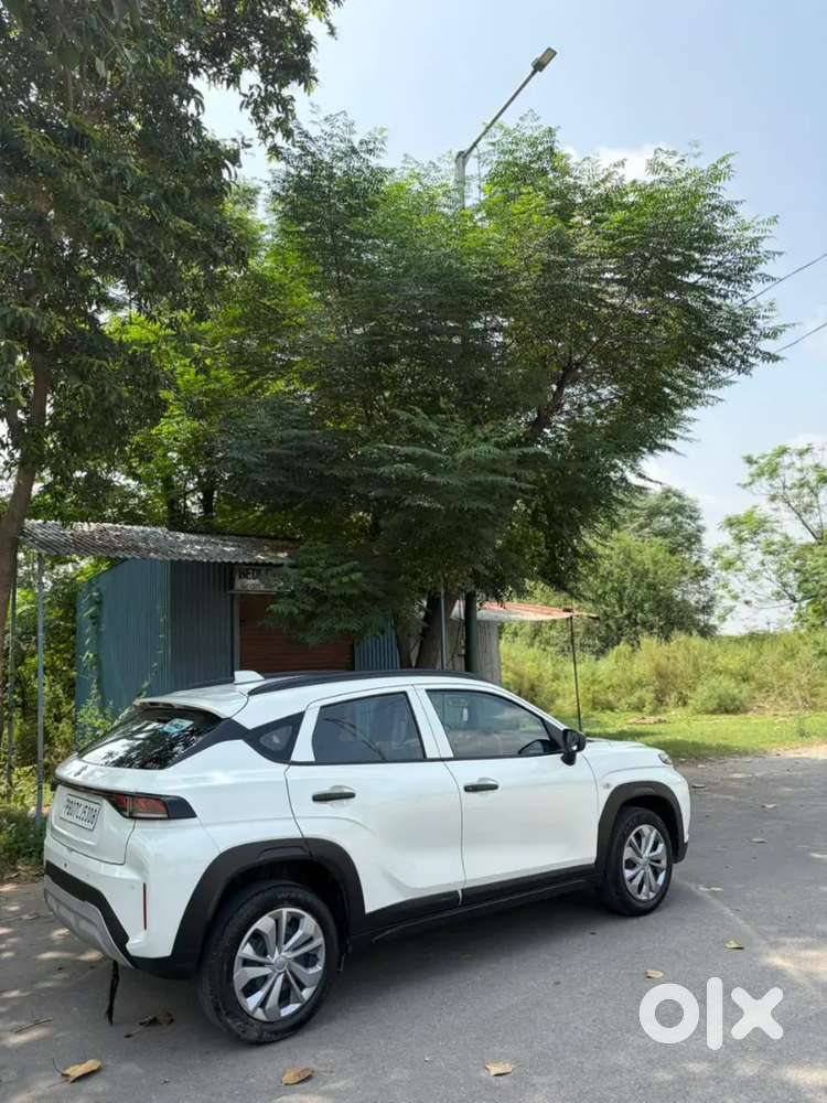 Maruti Suzuki Fronx Sigma 2025