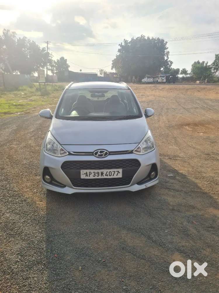 2nd Owner Hyundai Grand I10 2018 Dec Tyres Insurance K