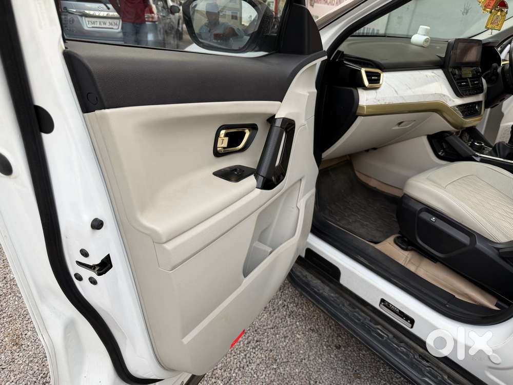 Tata Safari 2.0 Kryotec Xza Plus Gold 7 Str, 2022, Diesel