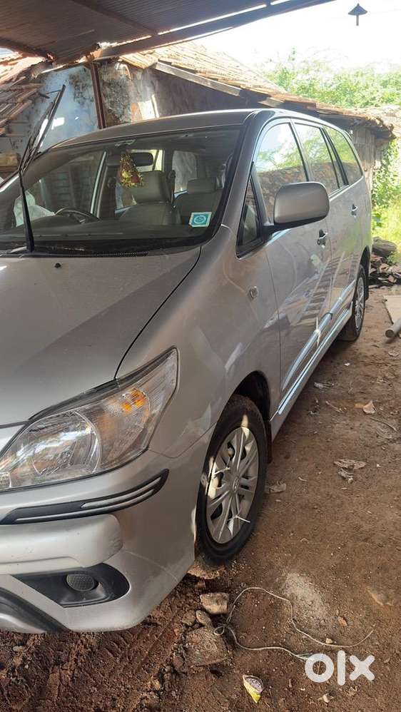 Innova 2014 Well Maintained Condition
