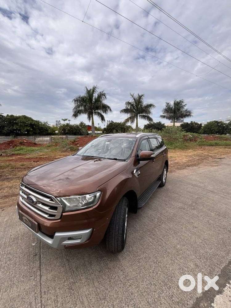 Ford Endeavour 2.2 Trend At 4x2, 2016, Diesel