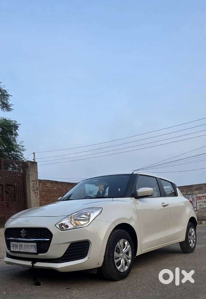 Maruti Suzuki Swift Vxi 1.2 Abs Bs-iv, 2023, Petrol