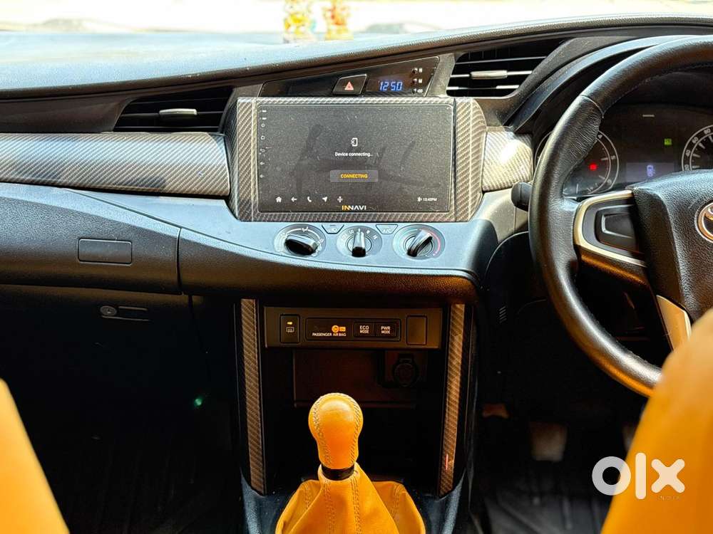 Toyota Innova Crysta 2.4 G Mt, 2016, Diesel