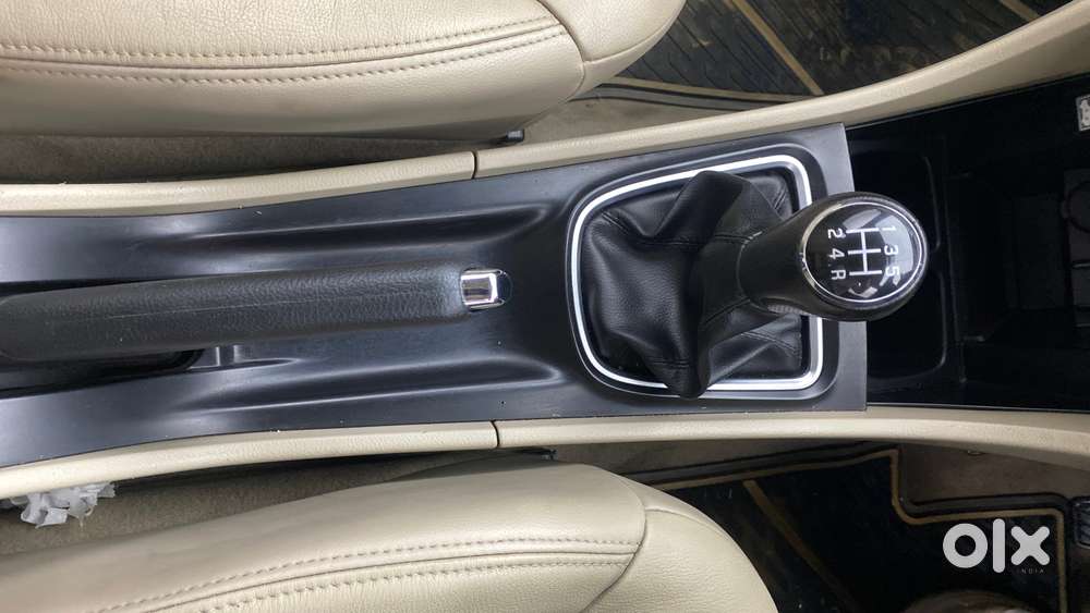 Maruti Suzuki Ciaz 1.5 Alpha Shvs Petrol, 2018, Petrol