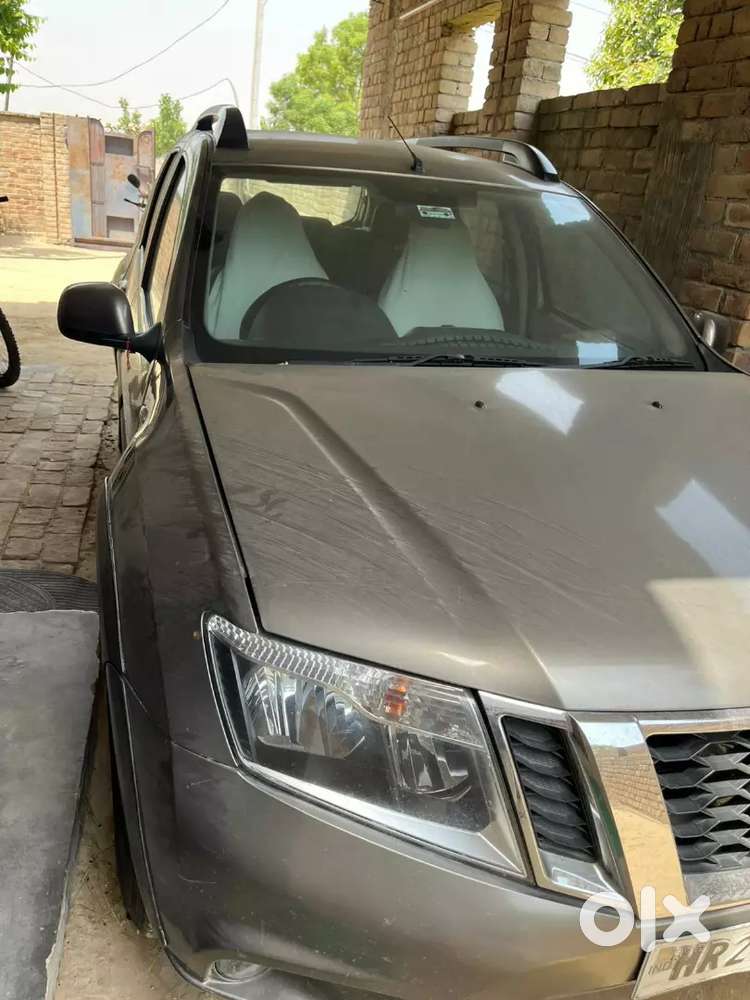 Nissan Terrano 2015