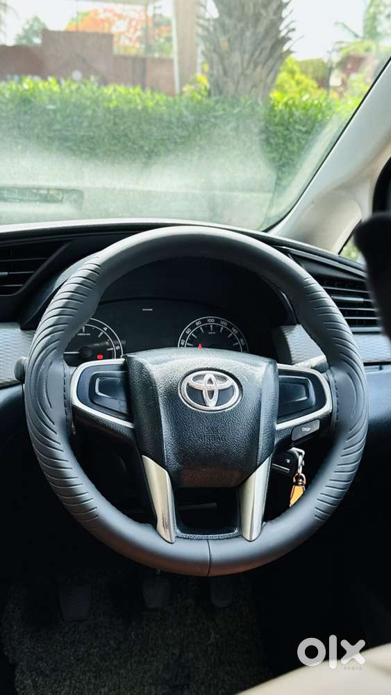 Toyota Innova Crysta G 8 Str, 2017, Diesel