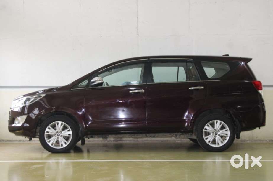 Toyota Innova Crysta 2.8 Z, 2016, Diesel