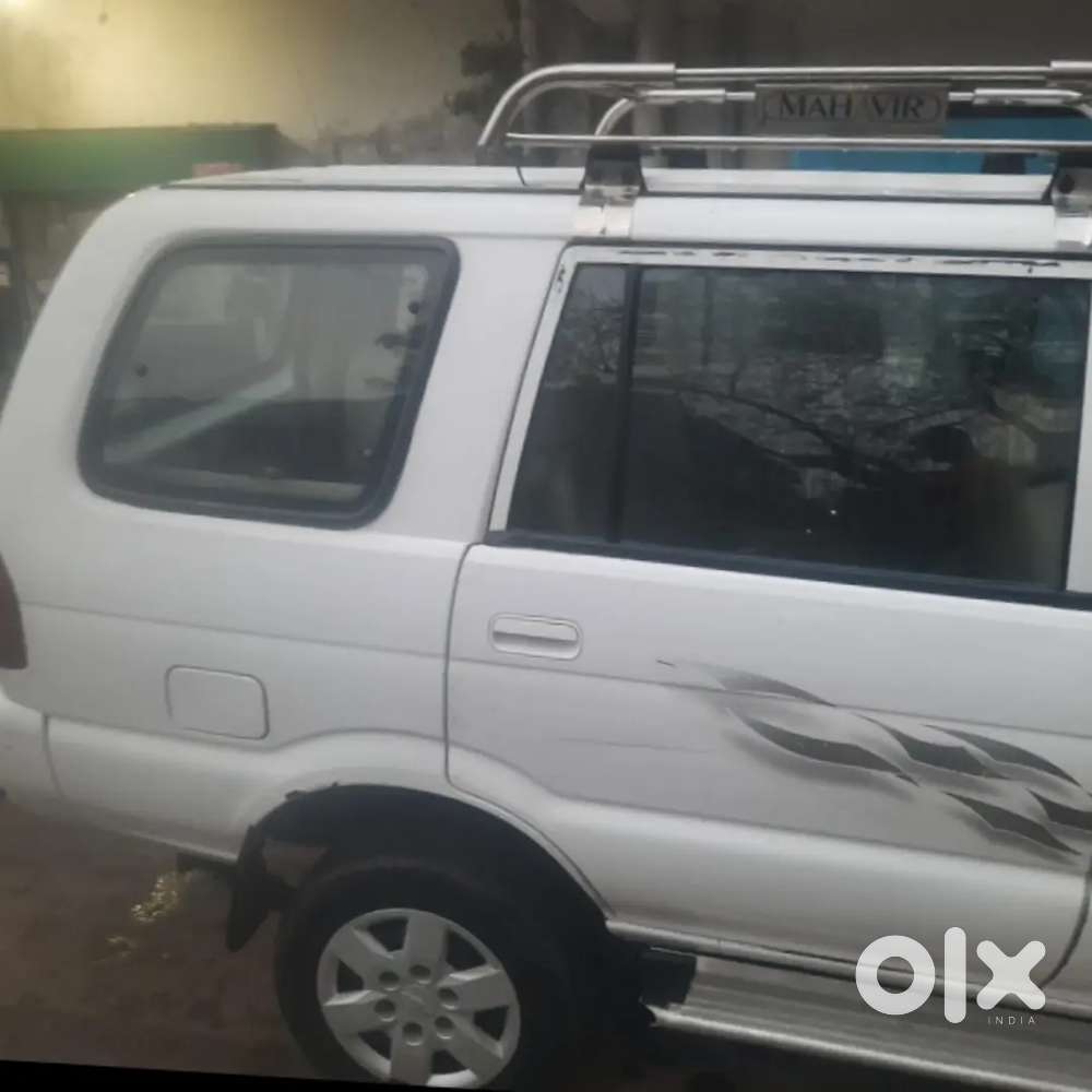 Chevrolet Tavera 2014 Diesel 450000 Km Driven