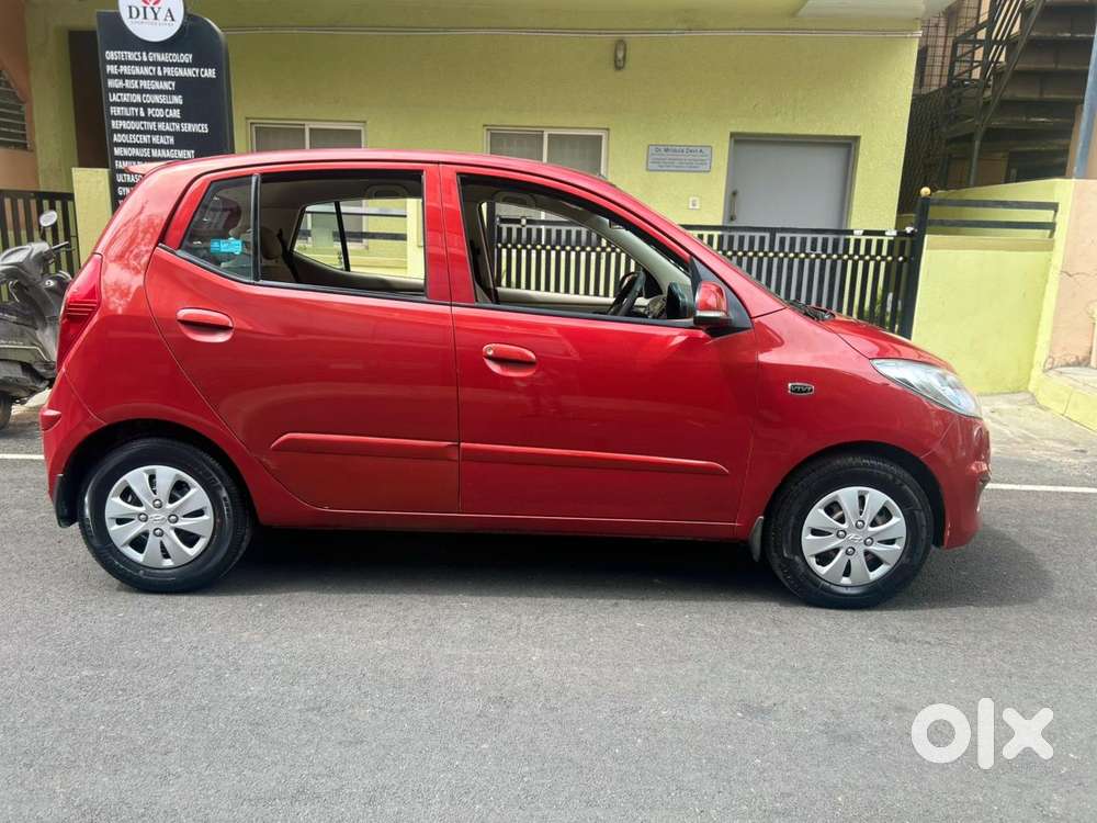 Hyundai I10 Sportz At, 2013, Petrol