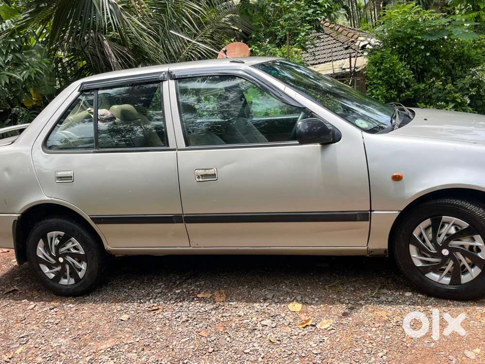 Maruti Suzuki Esteem 2003 Petrol Well Maintained