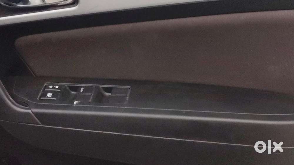 Toyota Urban Cruiser Cruiser Premium, 2022, Petrol