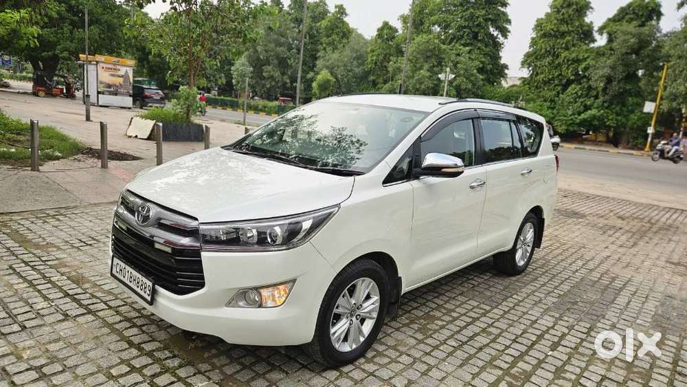 Toyota Innova Crysta 2.8 Zx At, 2016, Diesel