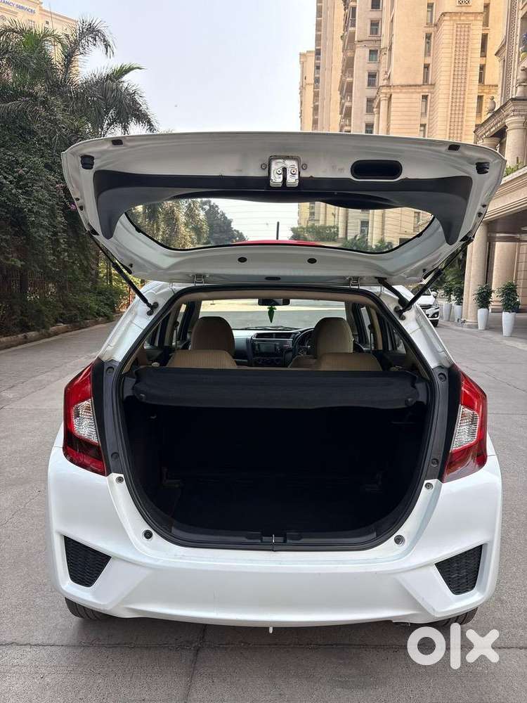 Honda Jazz 1.2 I-vtec – Best For Long Drives & City Driving