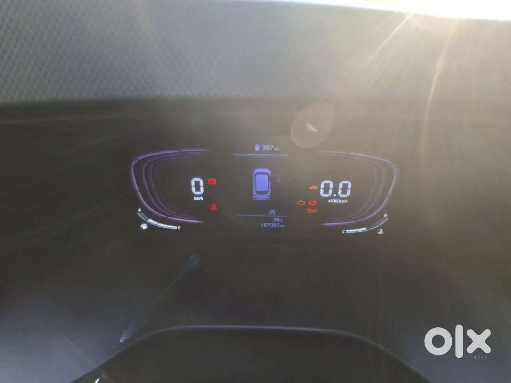Kia Carens 2024 Petrol Well Maintained