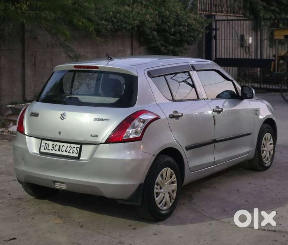 Maruti Suzuki Swift Lxi Option, 2012, Cng & Hybrids