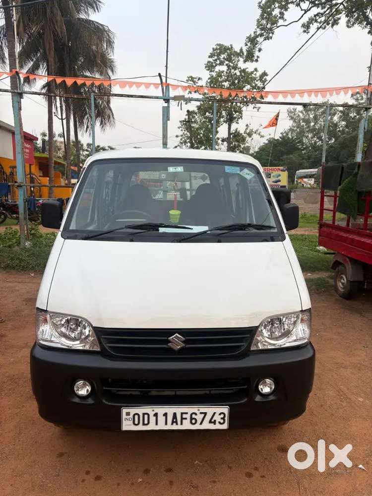 Maruti Eeco Only 20000km Driven.