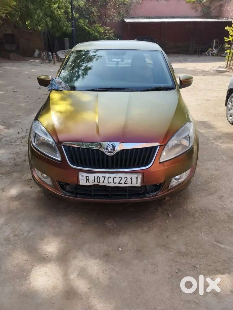 Skoda Rapid Ambition Diesel 2013