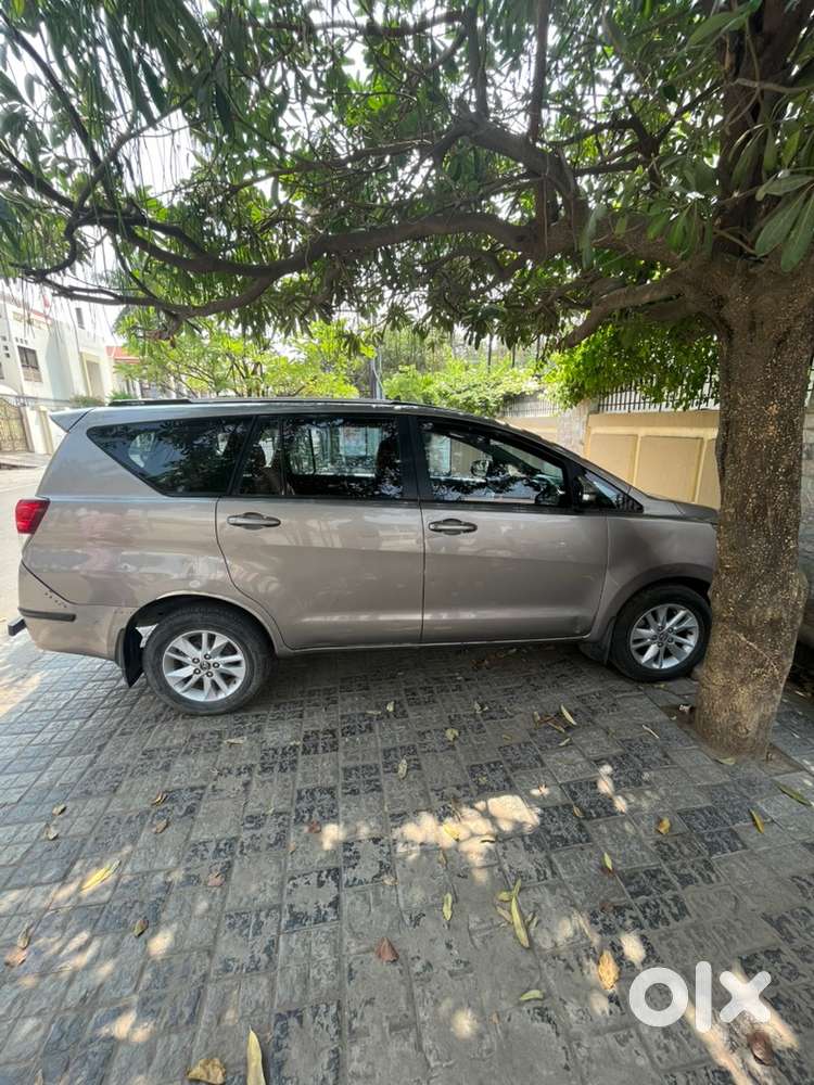 Toyota Innova Crysta 2017