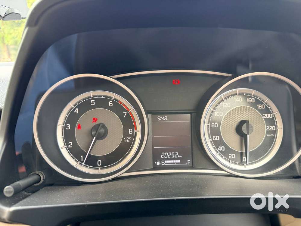 Maruti Suzuki Swift Dzire 1.2 Vxi Bsiv, 2017, Petrol