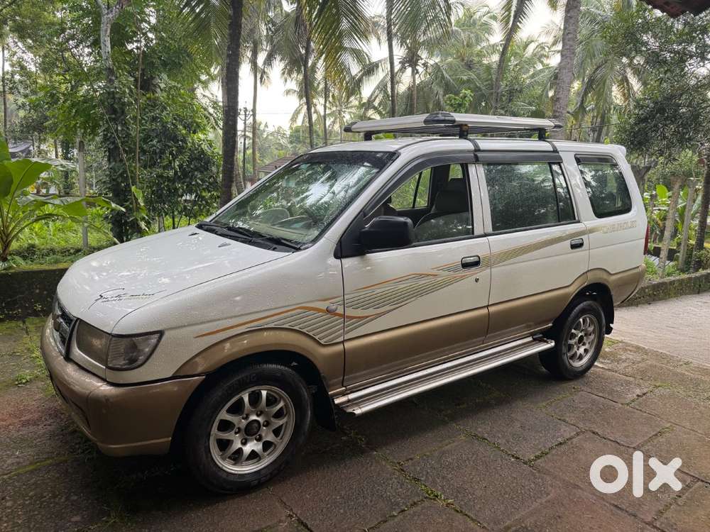 Chevrolet Tavera Neo 2010 Diesel 140000 Km Driven