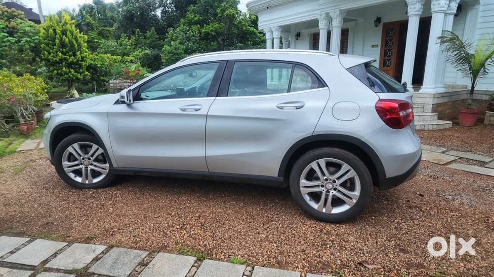 Mercedes-benz Gla 200 2016 Petrol ( Certified By Suresh Drives)