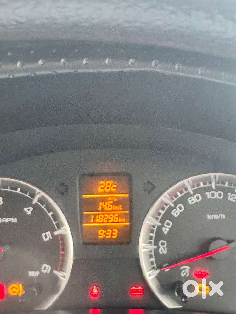 Maruti Suzuki Swift Dzire 2013 Diesel 118296 Km Driven