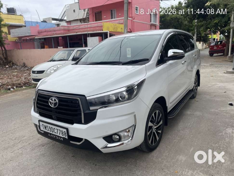 Toyota Innova Crysta 2.8 Z, 2025, Diesel