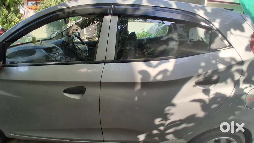Hyundai Eon 2013 Petrol 65000 Km Driven