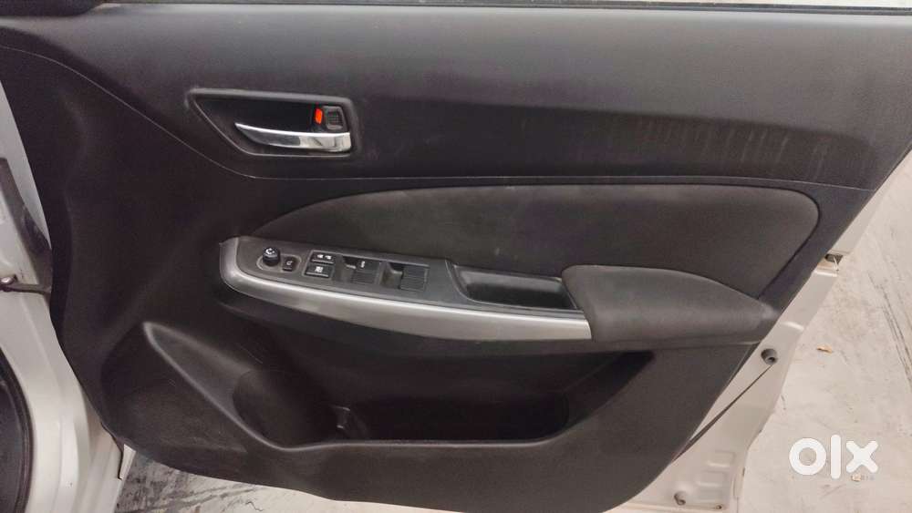 Maruti Suzuki Swift 2018 Zxi, 2019, Petrol