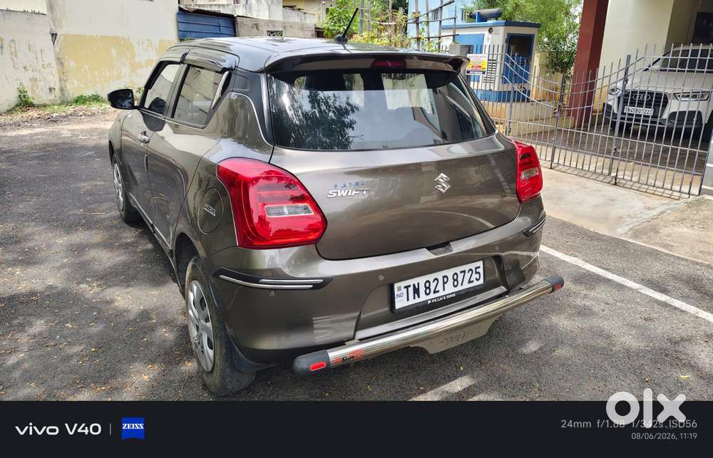 Maruti Suzuki Swift Vxi + Manual, 2024, Petrol