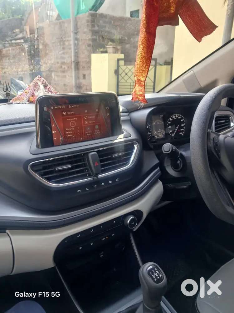 2023 Tata Altroz Xm+ Petrol  Single Owner