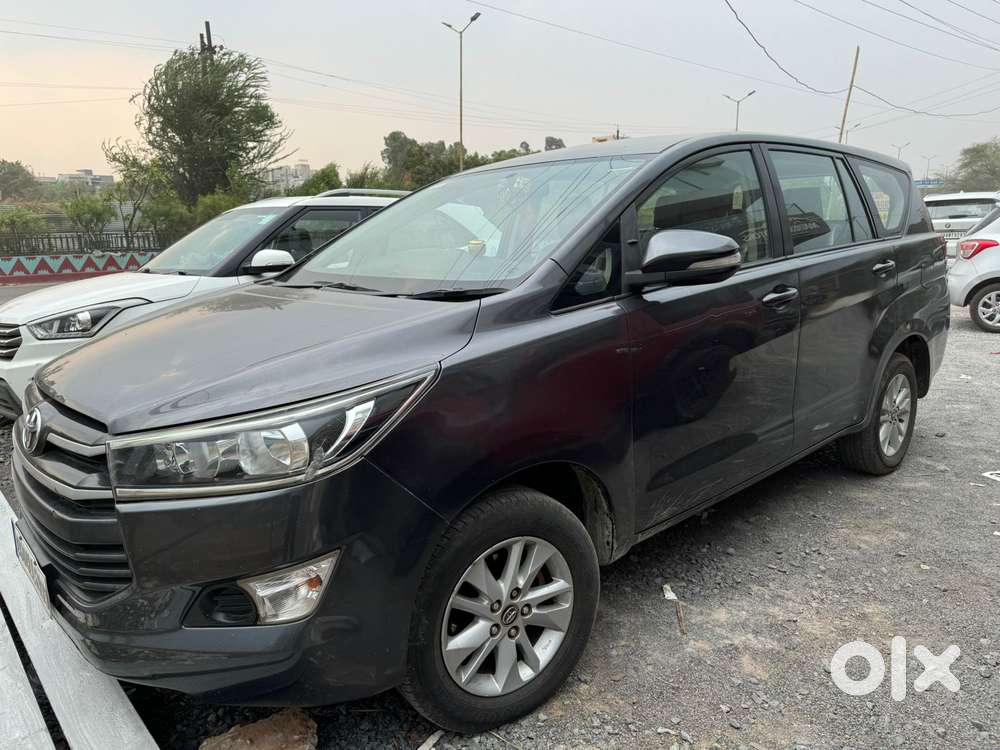 Toyota Innova Crysta 2.4 G Mt, 2016, Diesel