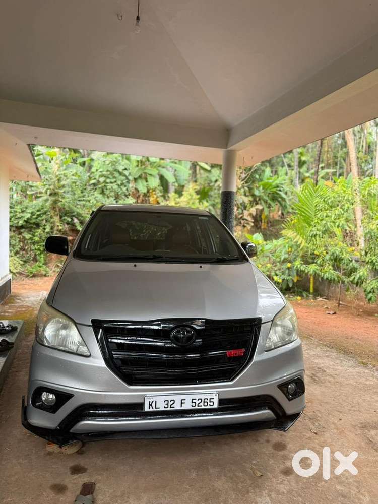 Toyota Innova 2013 Diesel Well Maintained