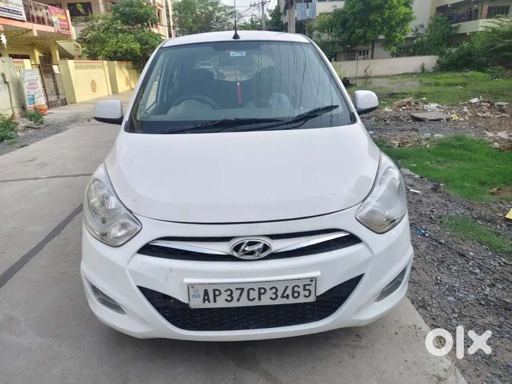 Hyundai I10 Sportz Petrol Manual 2015